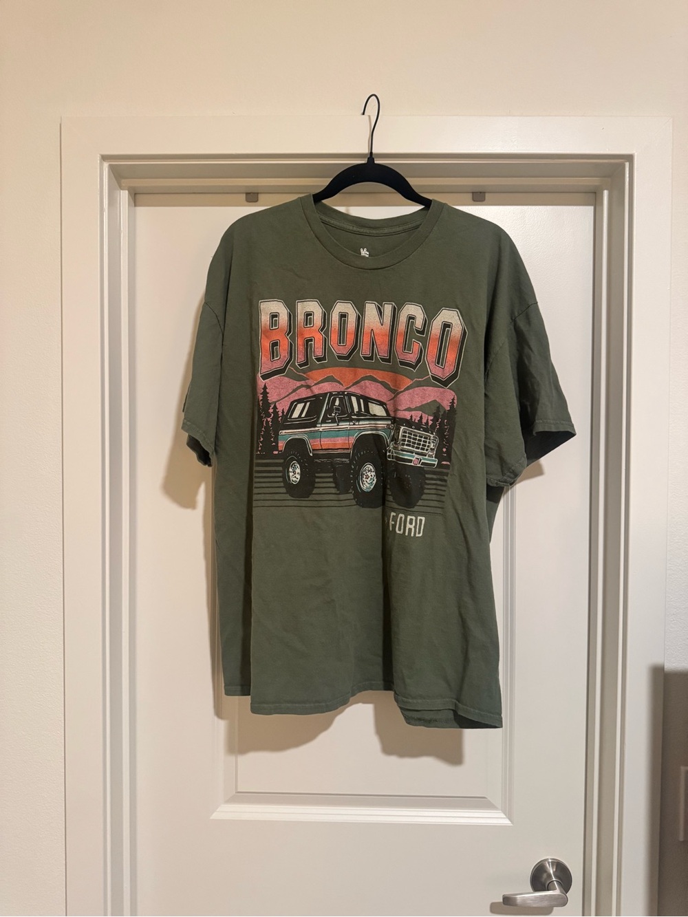 Bronco Graphic Tee in Olive Green